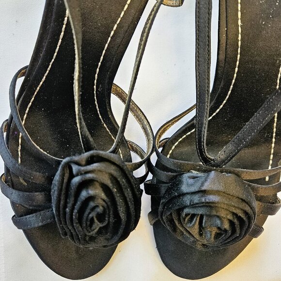 Nine West Black Strappy Satin Evening Party Sandal Shoes Size 8.5 M - Picture 2 of 5